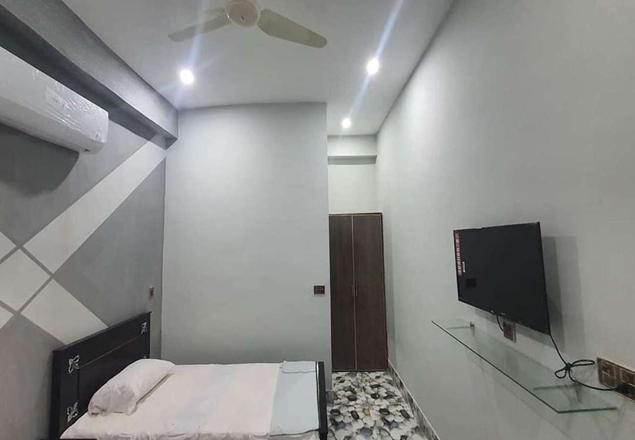 Al Qadir Residence Multan Exterior foto